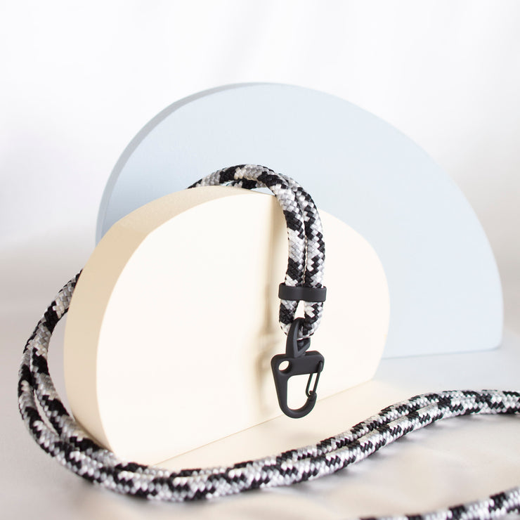 Monochrome Clip-on Rope